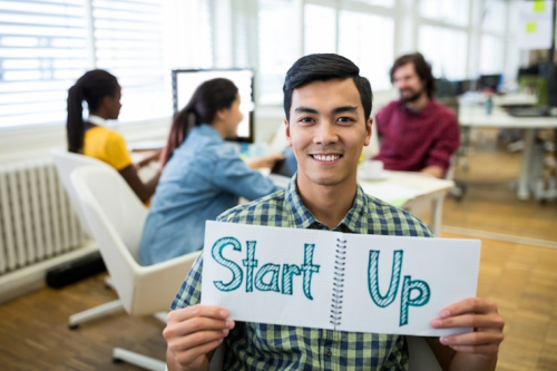 Entrepreneurship Accelerator Programs: A Complete Guide