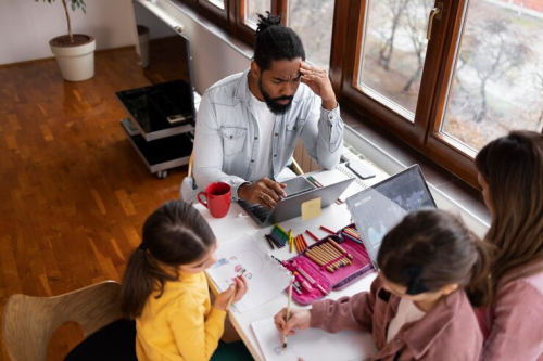 Entrepreneurship Programs for Underserved Groups