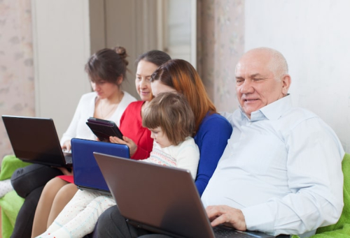 What Multigenerational Teams Reveal About Tech Adoption