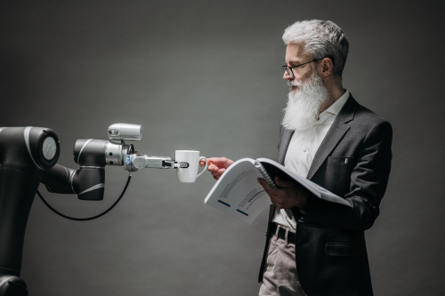How Knowledge Workers Are Adapting to AI Workflows