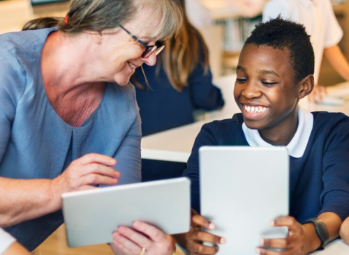 Cross-Generational Learning for Smarter AI Adoption Cross-Generational Learning for Smarter AI Adoption