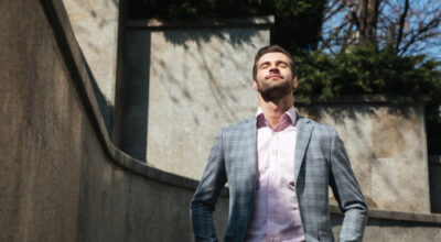 What Makes Executive Presence Feel Natural? | Expert Tips